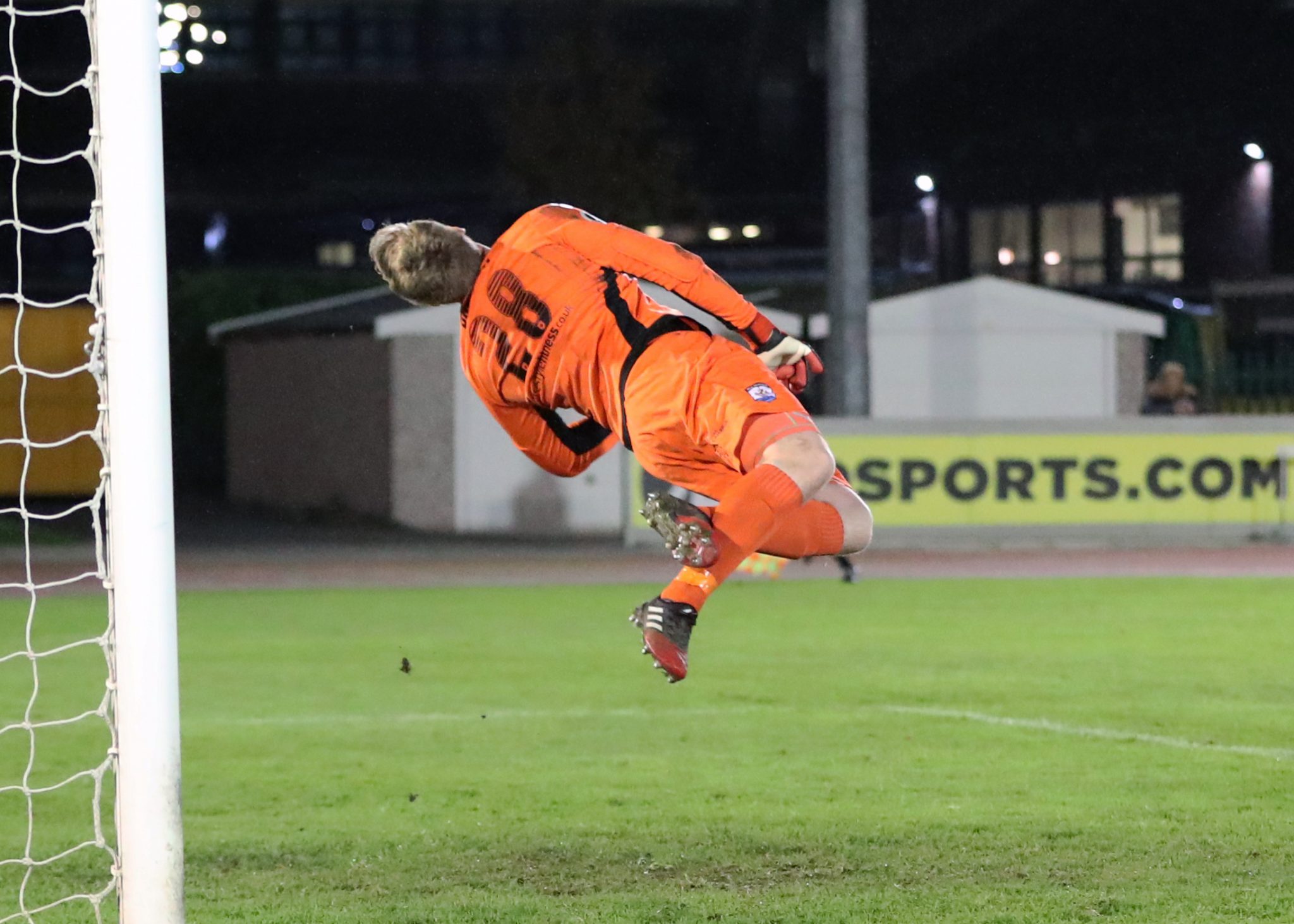 Deeside Delight As Brobbel Wonder-Strike Sees TNS In The Final