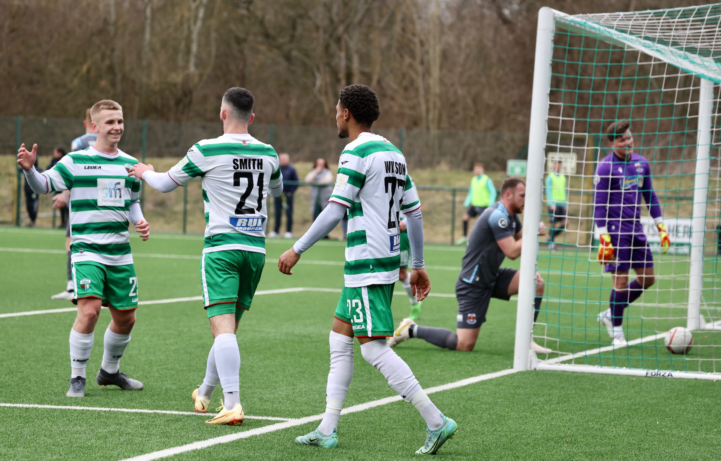 The New Saints and Penybont share the spoils at Park Hall