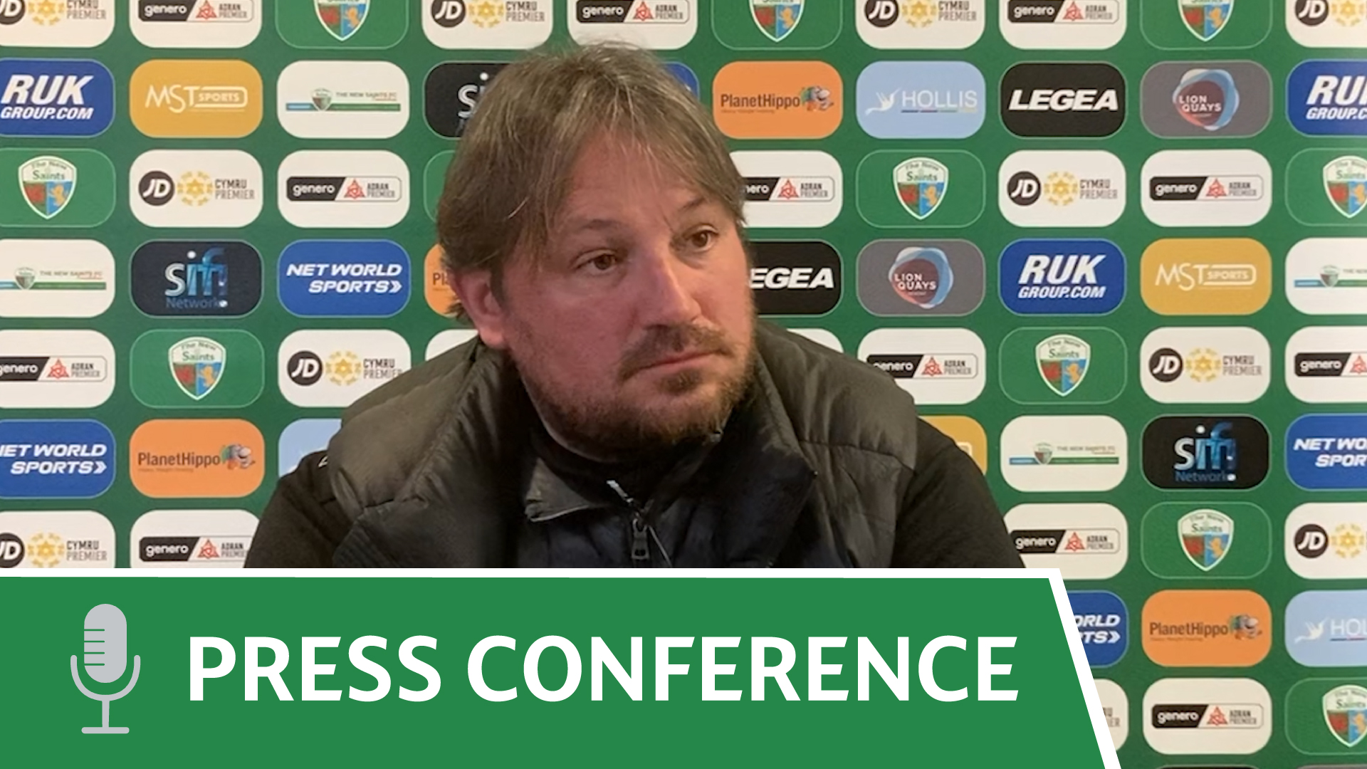 Press-conference-Craig