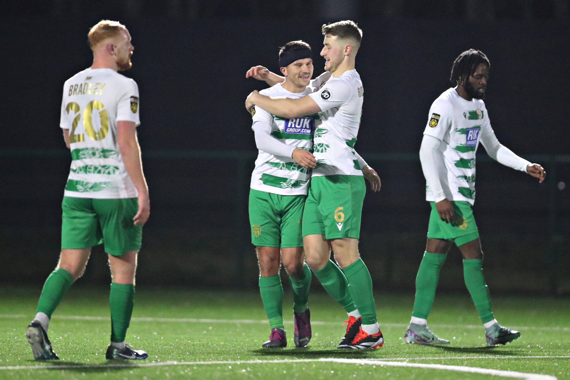 The New Saints come from behind to reach the quarter-finals of the JD Welsh Cup
