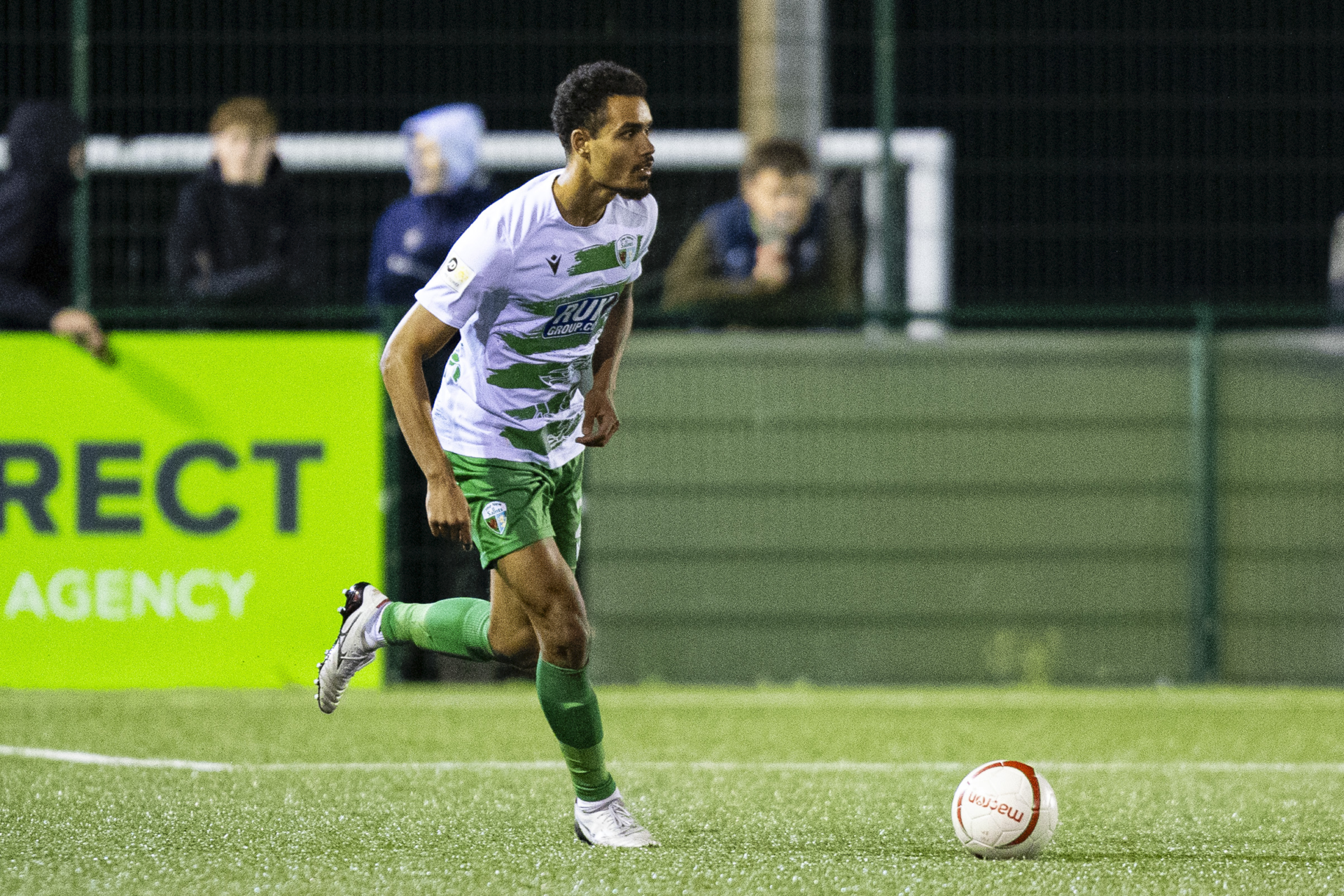 The New Saints defeat Cardiff Met University 2-0 to record a fifth consecutive victory