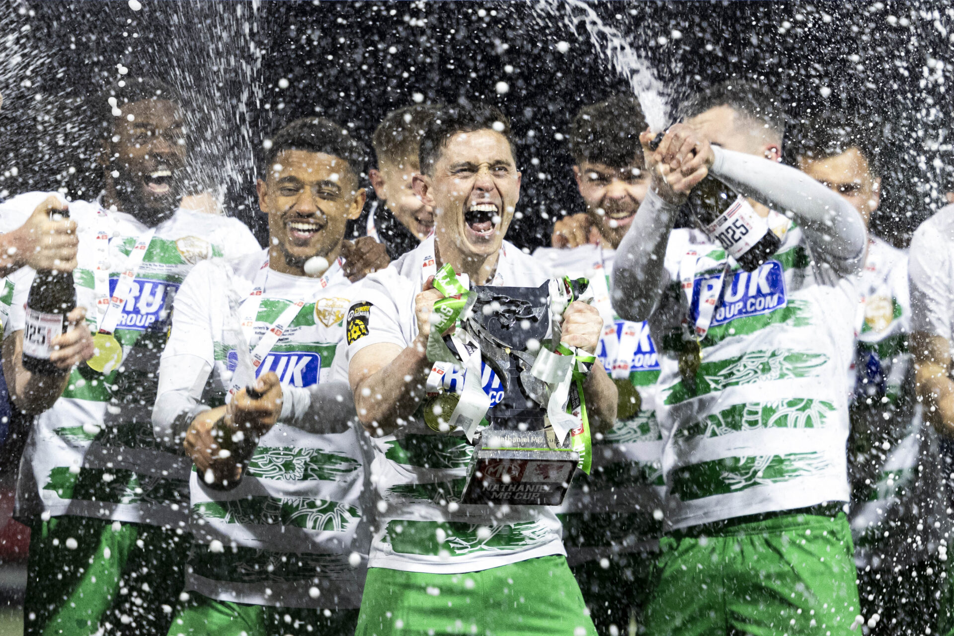 The New Saints lift the Nathaniel MG Cup for a second consecutive season