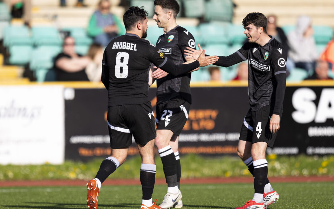 Brobbel goal the difference as Saints claim final-day win against Barry Town United